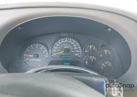 2002 Chevrolet Trailblazer Ls z USA, uszkodzony, nr VIN 1GNDS13S522355808